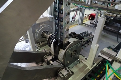 Linear Chain application for table lift